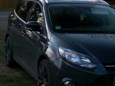Gebraucht Ford Focus 140 PS (102 kW) 2013 Kombi