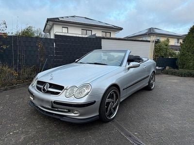 Silber Gebraucht 2004 Mercedes CLK200 Cabrio | 5.500 €