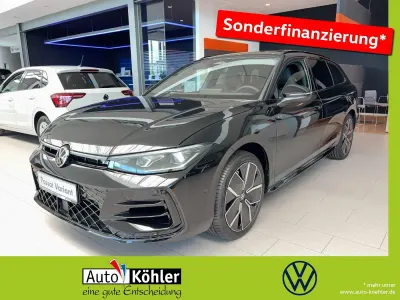 Neu VW Passat R-line 265 PS (194 kW) 2026 Grenadillschwarz metallic Kombi