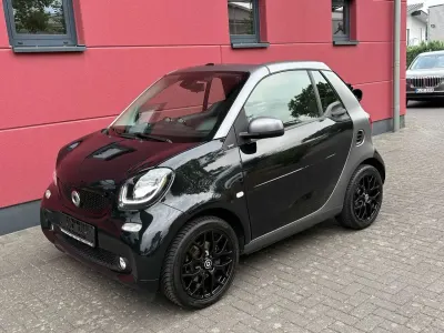 Gebraucht Smart ForTwo Cabrio Passion 90 PS (66 kW) 2018 Deepblack / graphite** Cabrio