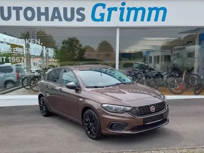 Gebraucht Fiat Tipo Street 95 PS (69 kW) 2020 Braun Kombi