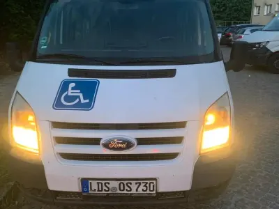 Gebraucht Ford Transit 2011 Weiß Van / Kleinbus