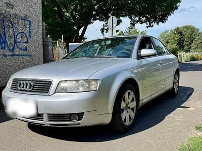 Gebraucht Audi A4 102 PS (75 kW) 2004 Silber Limousine