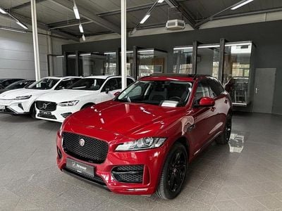 Gebraucht Jaguar F-Pace R-Sport 300 PS (220 kW) 2017 Firenze red (metallic) SUV