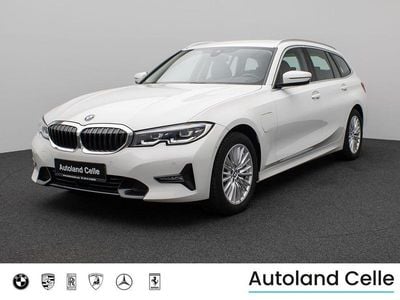 BMW 330e