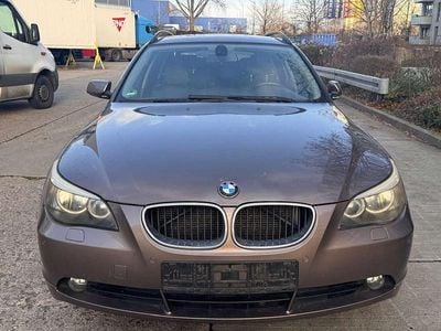 BMW 525