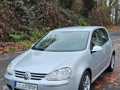 Usata VW Golf V Goal 102 CV (75 kW) 2007 Argento Berlina