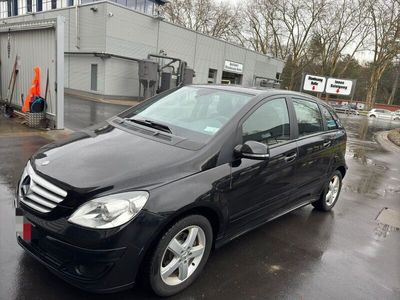 Mercedes B150