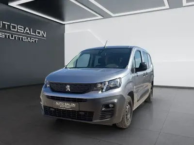 Gebraucht Peugeot Partner 131 PS (96 kW) 2020 Silber Van / Kleinbus