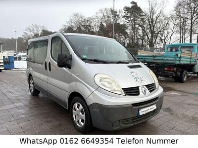 Grau Gebraucht 2012 Renault Trafic Van / Kleinbus | 8.200 €