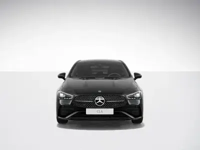 Gebraucht Mercedes CLA220 Night 190 PS (139 kW) 2024 Andere farbe Coupé