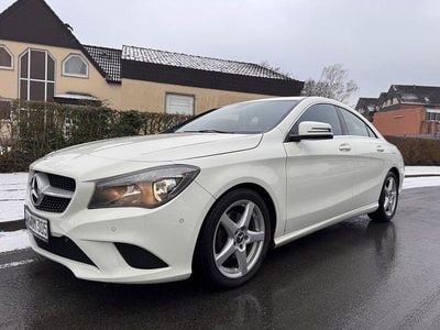 Gebraucht Mercedes CLA220 170 PS (125 kW) 2015 Weiß Limousine