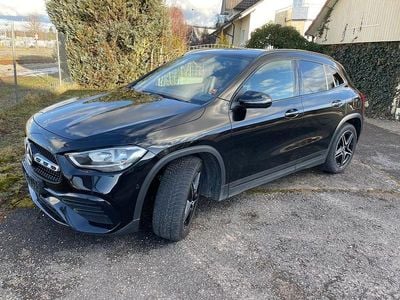 Gebraucht Mercedes GLA250 224 PS (164 kW) 2021 Schwarz SUV
