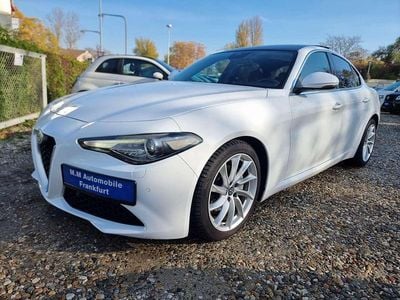 Weiß Gebraucht 2018 Alfa Romeo Giulia Super Limousine | 17.950 €