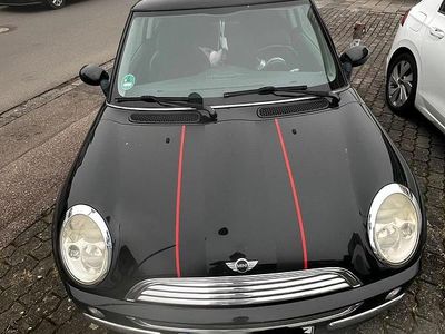 Gebraucht Mini Cooper 90 PS (66 kW) 2003 Schwarz Kleinwagen