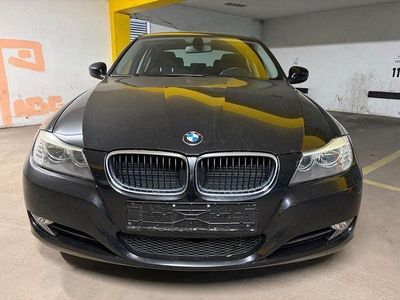 Gebraucht BMW 318 Sport Line 143 PS (105 kW) 2009 Schwarz Limousine