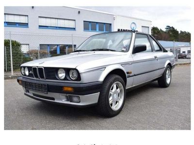 Gebraucht BMW 316 102 PS (75 kW) 1992 Silber Limousine