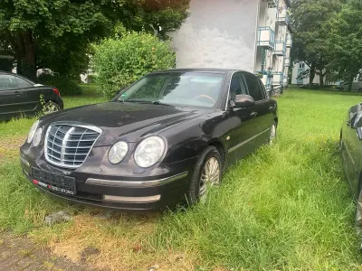 Gebraucht Kia Opirus 200 PS (147 kW) 2006 Braun Limousine