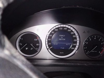 Gebraucht Mercedes C180 Avantgarde 156 PS (114 kW) 2008 Grau Limousine