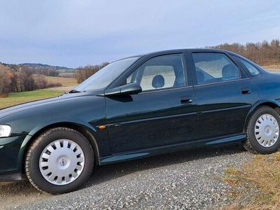 gebraucht Opel Vectra B 1,6 16V, Edition 100, TÜV 08/25, 2. Hand