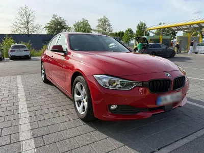 Gebraucht BMW 320 Efficient Dynamics 163 PS (119 kW) 2012 Rot Limousine