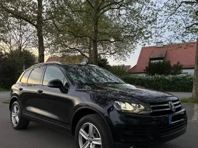 Gebraucht VW Touareg 245 PS (180 kW) 2011 Schwarz SUV