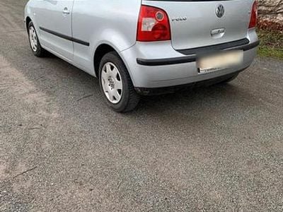 Gebraucht VW Polo 75 PS (55 kW) 2002 Silber Kleinwagen