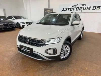 Gebraucht VW T-Roc Life 150 PS (110 kW) 2023 Grau SUV