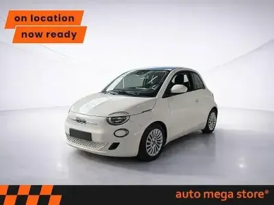 Używany Fiat 500e 86 kW (118 KM) 2023 Biały Sedan/Limuzyna