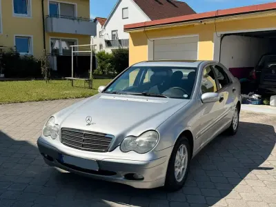 Gebraucht Mercedes C180 143 PS (105 kW) 2004 Grau Limousine