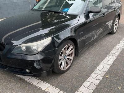 BMW 525