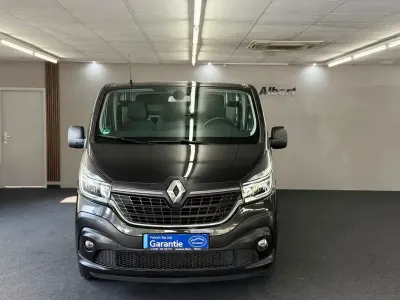 Gebraucht Renault Trafic Komfort 145 PS (106 kW) 2020 Schwarz Van / Kleinbus