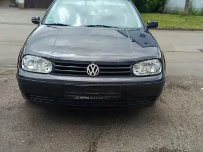 Gebraucht VW Golf IV Edition 103 PS (75 kW) 2001 Schwarz Limousine