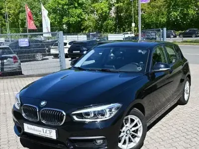 Gebraucht BMW 118 Advantage 136 PS (100 kW) 2019 Schwarz Kleinwagen