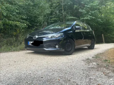 Gebraucht Toyota Auris Comfort 111 PS (81 kW) 2016 Schwarz Limousine