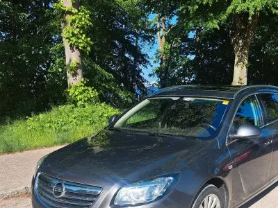 Gebraucht Opel Insignia Cosmo 160 PS (117 kW) 2009 Grau Kombi