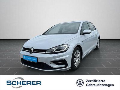 Gebraucht VW Golf VII Highline 125 PS (91 kW) 2017 White silver metallic Limousine