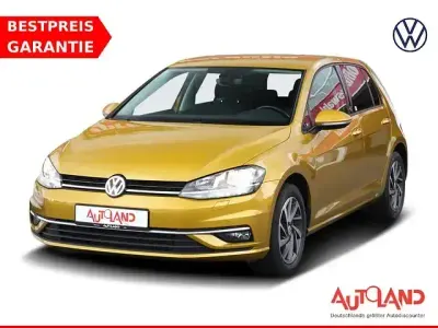Gebraucht VW Golf VII Comfortline 110 PS (80 kW) 2017 Gelb Limousine
