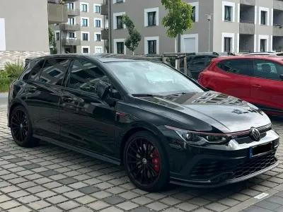 Gebraucht VW Golf VIII GTI Clubsport 300 PS (220 kW) 2022 Schwarz Kleinwagen