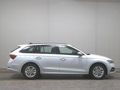 Second-hand Skoda Octavia Ambition 150 CP (110 kW) 2023 Alb Break