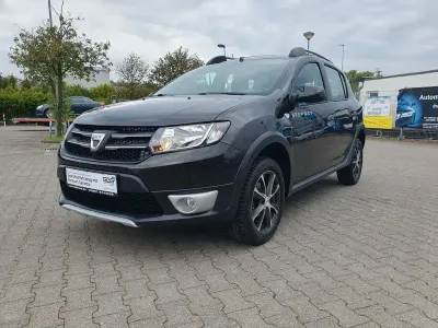 Gebraucht Dacia Sandero Prestige 90 PS (66 kW) 2015 Schwarz Limousine
