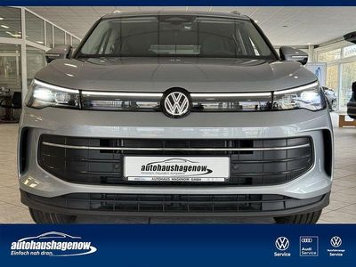 Neu VW Tiguan Life 150 PS (110 kW) 2026 Silber SUV