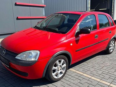 Second-hand Opel Corsa Comfort 58 CP (42 kW) 2001 Roșu Hatchback