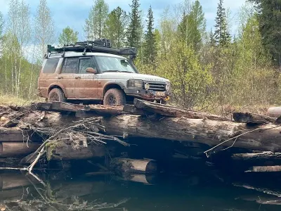 Gebraucht Land Rover Discovery 2 140 PS (102 kW) 2002 Silber SUV