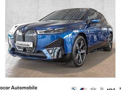 Usata BMW iX Sport Line 300 kW (408 CV) 2023 Blu SUV