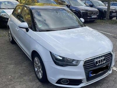 Gebraucht Audi A1 Sportback Ambition 105 PS (77 kW) 2014 Weiß Kleinwagen