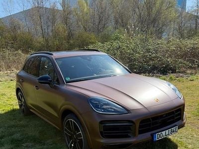 Second-hand Porsche Cayenne 340 CP (250 kW) 2021 Alb SUV