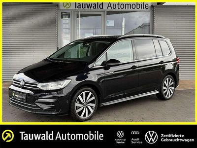 Schwarz Gebraucht 2024 VW Touran Highline Van / Kleinbus | 36.480 € (Etwas zu teuer)