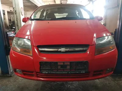 Gebraucht Chevrolet Kalos 94 PS (69 kW) 2006 Rot Limousine