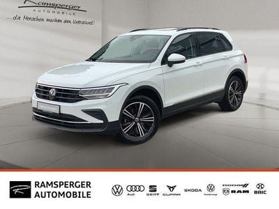Weiß (pure white) Gebraucht 2023 VW Tiguan SUV | 30.990 € (Guter Preis)
